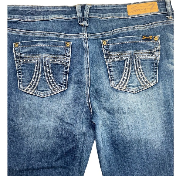 SEVEN 7 Melissa McCarthy bootcut dark denim and blinged back poxkets EUC - Picture 5 of 7